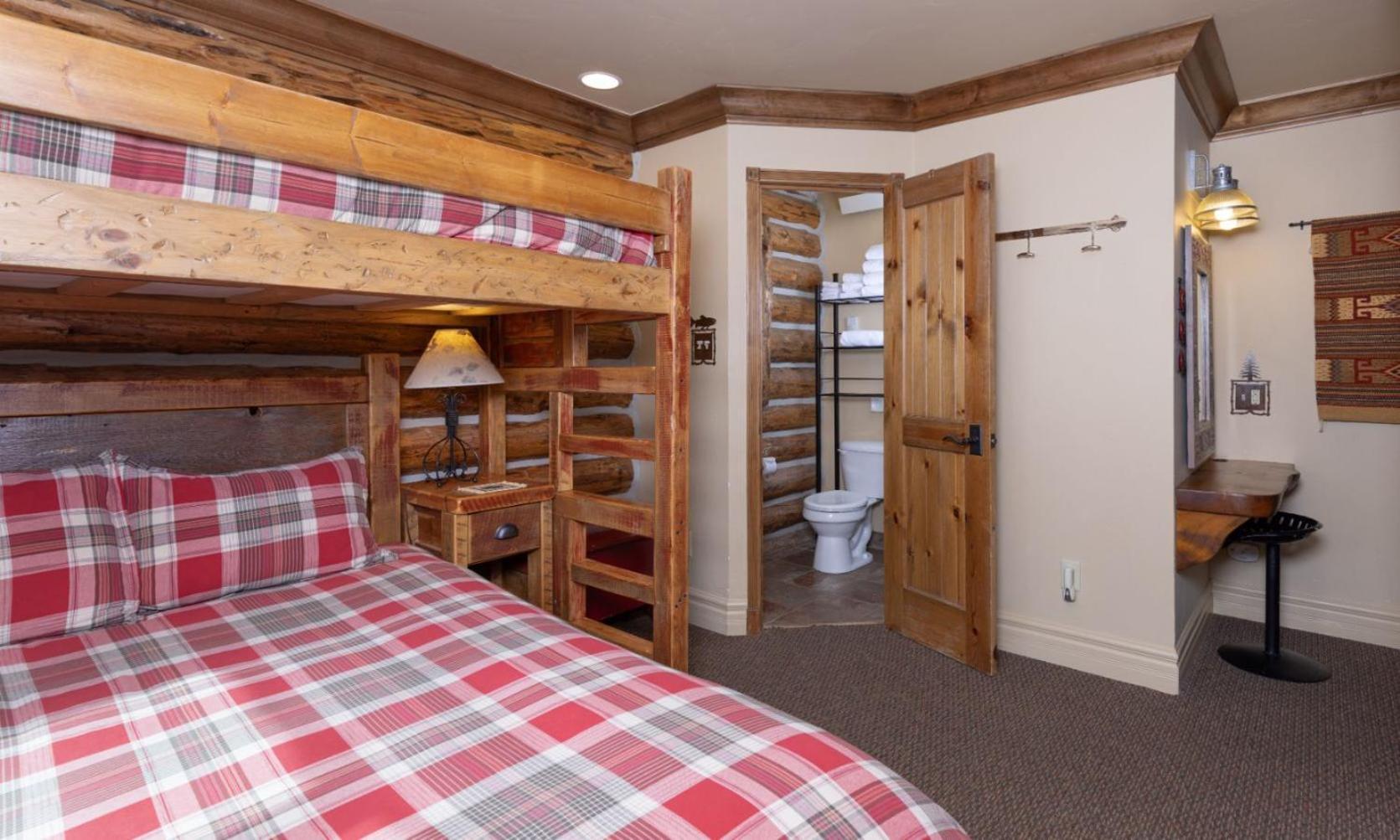 Cowboy Heaven Cabin 13 Bandit 빅스카이 외부 사진